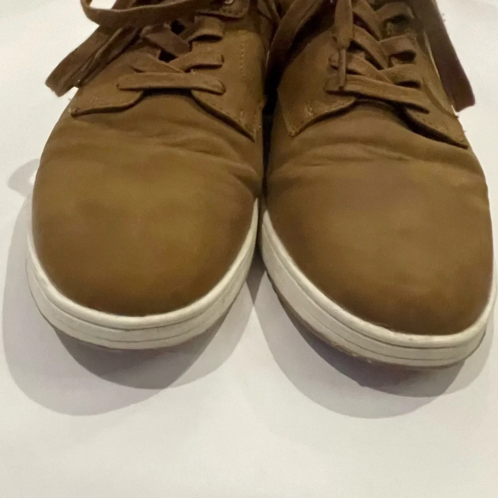 Madden Men's‎ Brown Low-Top Casual Sneakers Size 9 Ortholite Insoles
